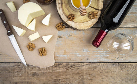 10 Perfekte Wein und Käse Kombinationen aus Tirol - 2025 Guide - TIROLISH