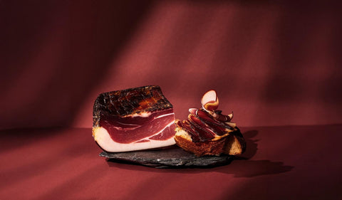 Karree, Bauch, Schinken: Die drei Speck-Schnitte - TIROLISH