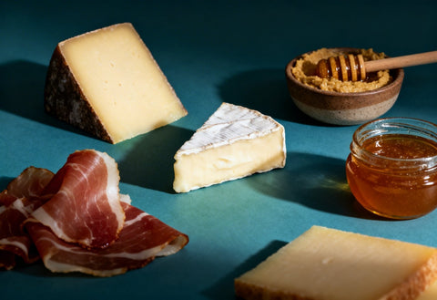So stellst du die perfekte Feinkostplatte zusammen - TIROLISH